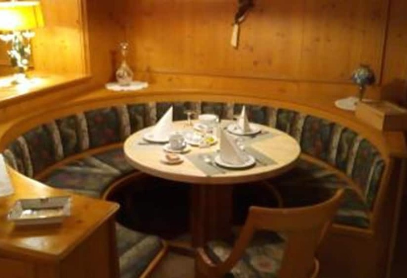 Отель Hôtel Restaurant Baumgartner