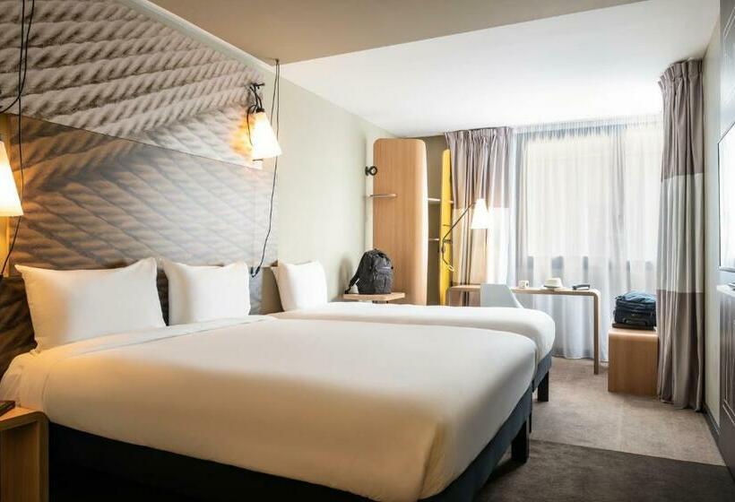 ホテル Ibis Gonesse