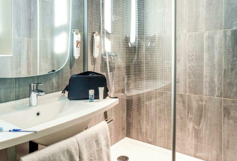 ホテル Ibis Gonesse