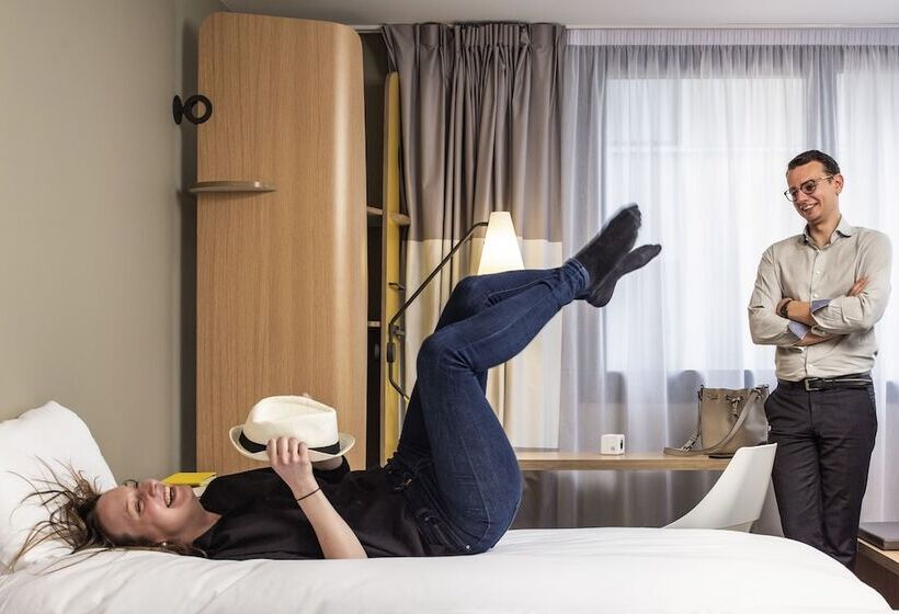 ホテル Ibis Gonesse