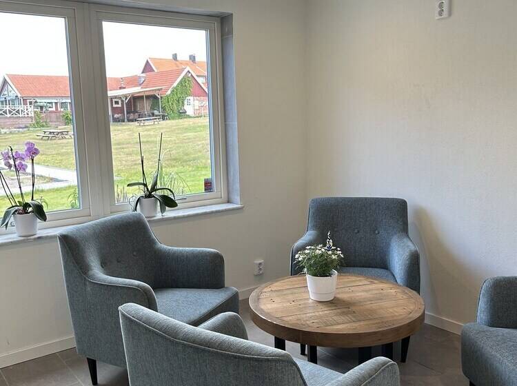 בית מלון כפרי L Solstickan