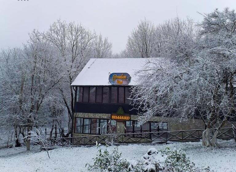 هتل Macara Lake Park