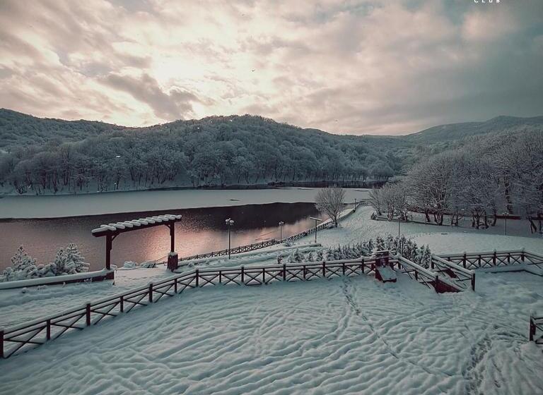 هتل Macara Lake Park