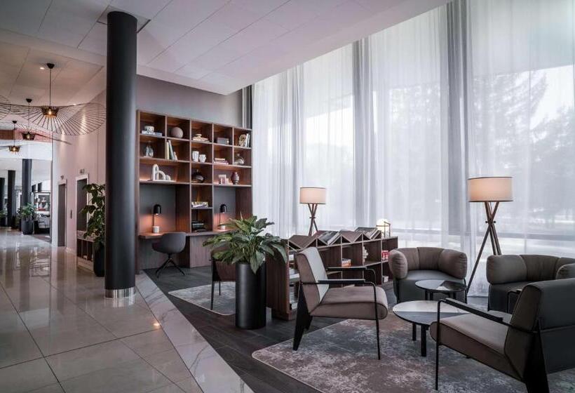 בית מלון כפרי Radisson Red , Oslo Airport