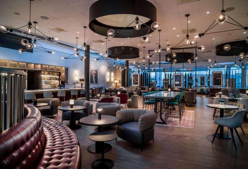 בית מלון כפרי Radisson Red , Oslo Airport