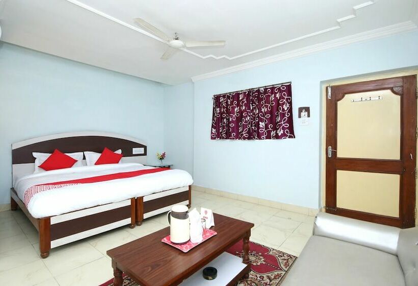فندق Raja By Oyo Rooms