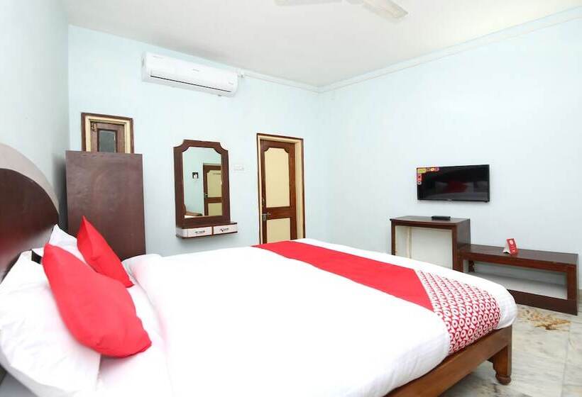 فندق Raja By Oyo Rooms