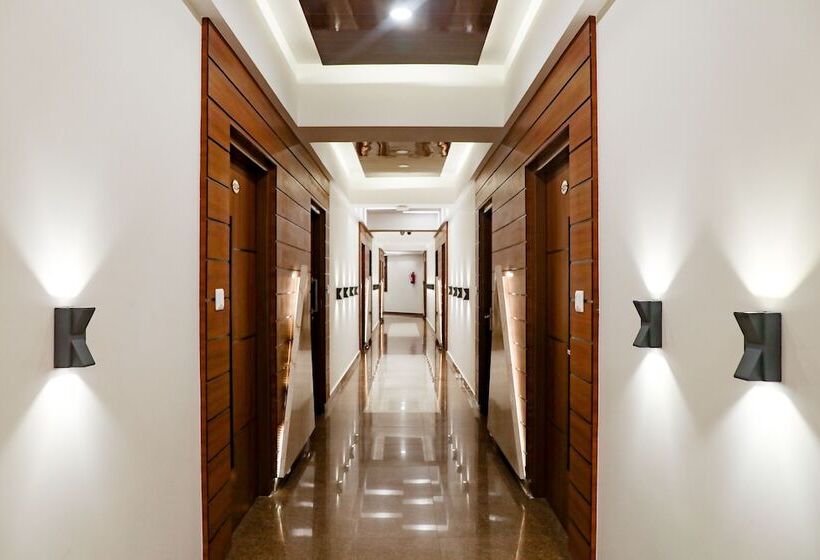 ホテル Regenta Resort Madhuganga Ukhimath