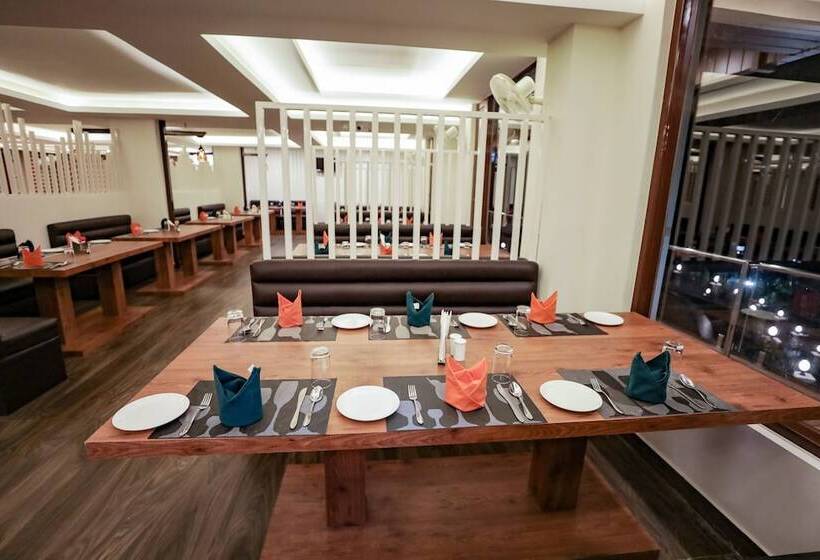 ホテル Regenta Resort Madhuganga Ukhimath