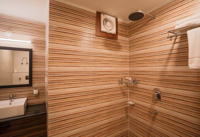 ホテル Regenta Resort Madhuganga Ukhimath