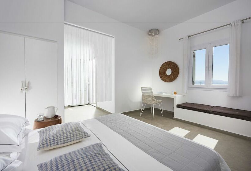 Отель Santa Maria Luxury Suites & Spa