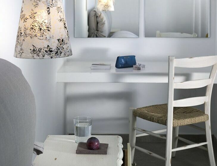 Отель Santa Maria Luxury Suites & Spa