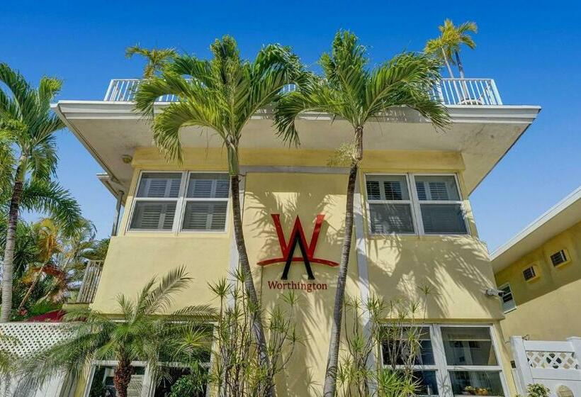 בית מלון כפרי The Worthington Resorts   Clothing Optional   Men Only   Solo Hombres