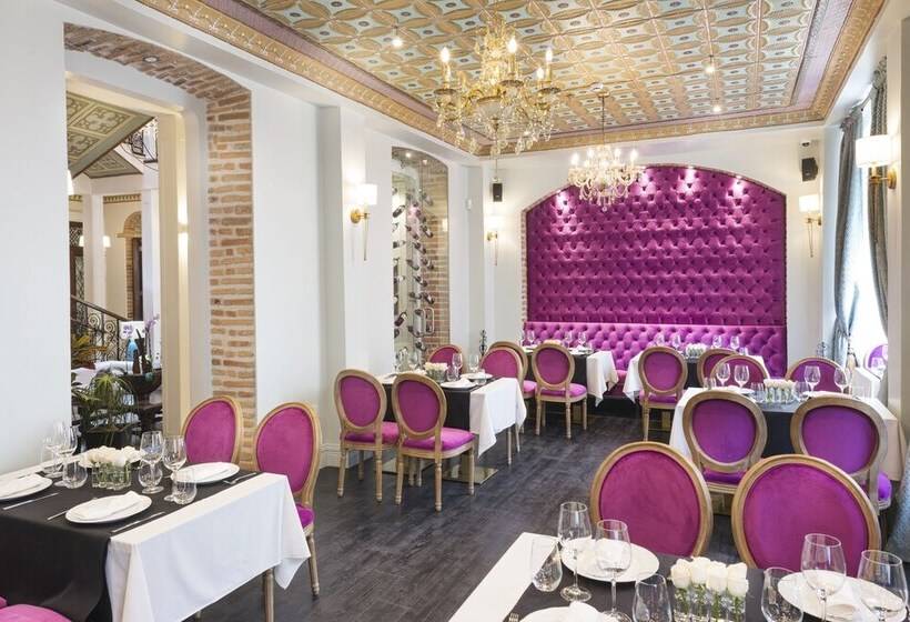 Itza Hotel Boutique Internacional