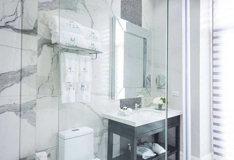 Itza Hotel Boutique Internacional