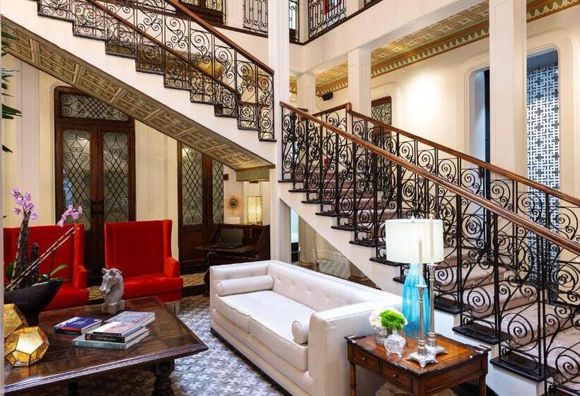 Itza Hotel Boutique Internacional