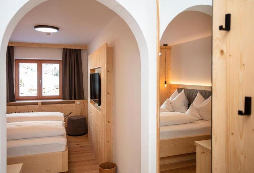 펜션 Der Pfindlhof