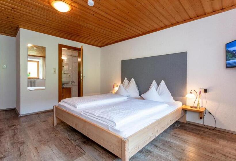 펜션 Der Pfindlhof