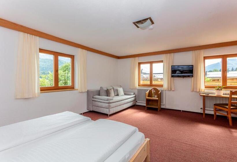 펜션 Der Pfindlhof