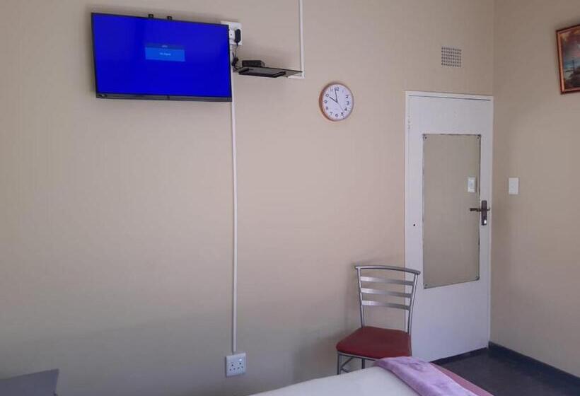 פנסיון Dreams Guest Inn Raceview