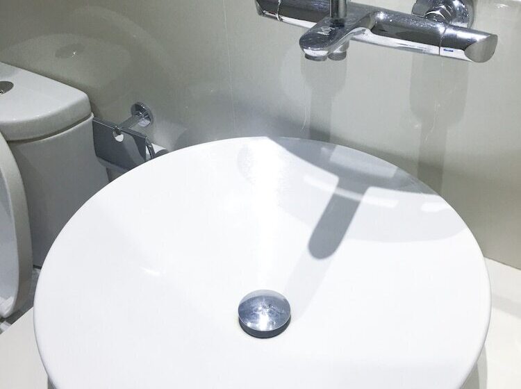 פנסיון Florent Guest House