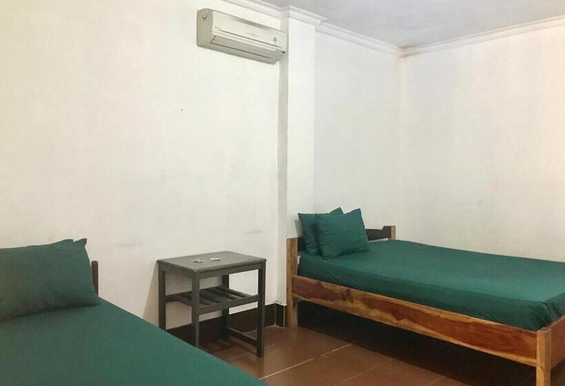 ペンション Gili Lampu Guest House