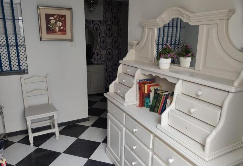 펜션 Hostal Sevillana Costa