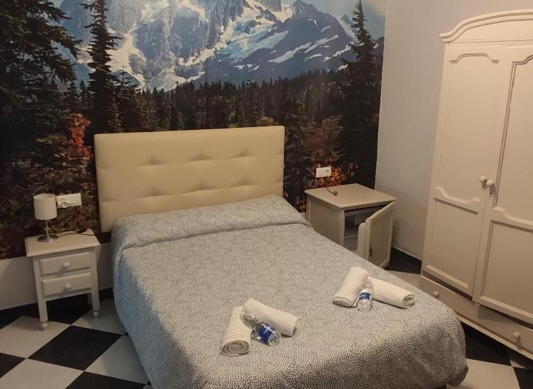 펜션 Hostal Sevillana Costa