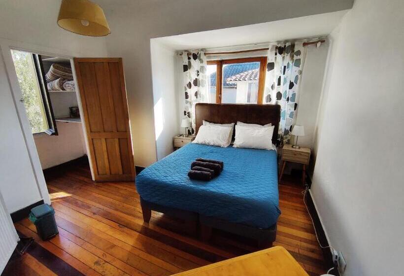 بنسيون Mondrian Santiago