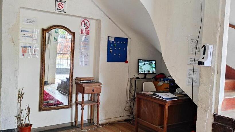 بنسيون Mondrian Santiago