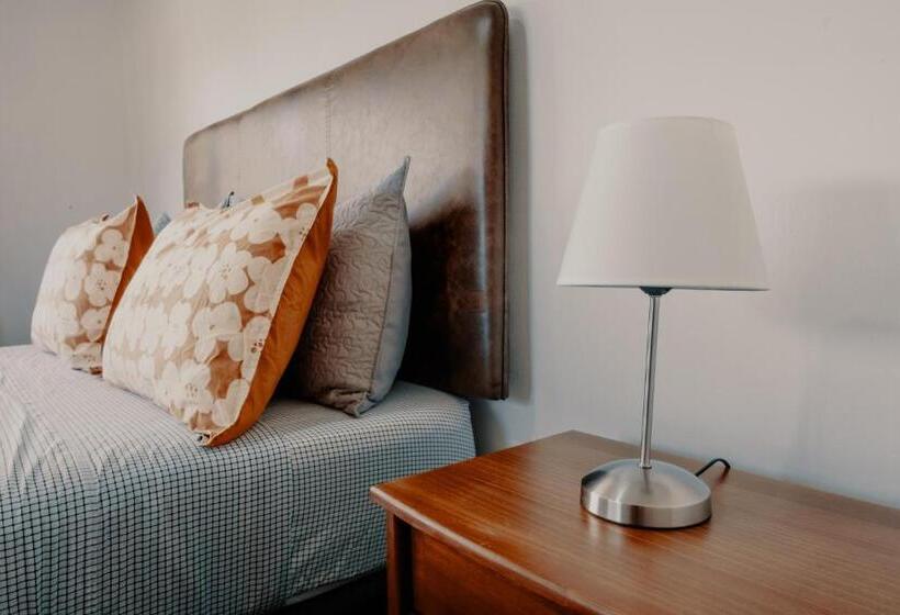 بنسيون Mondrian Santiago