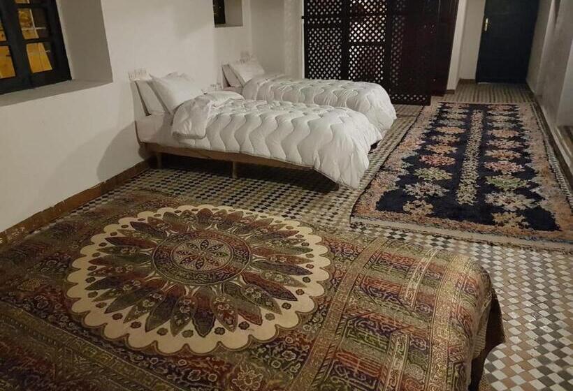 بنسيون Palais Alfirdaous Medina