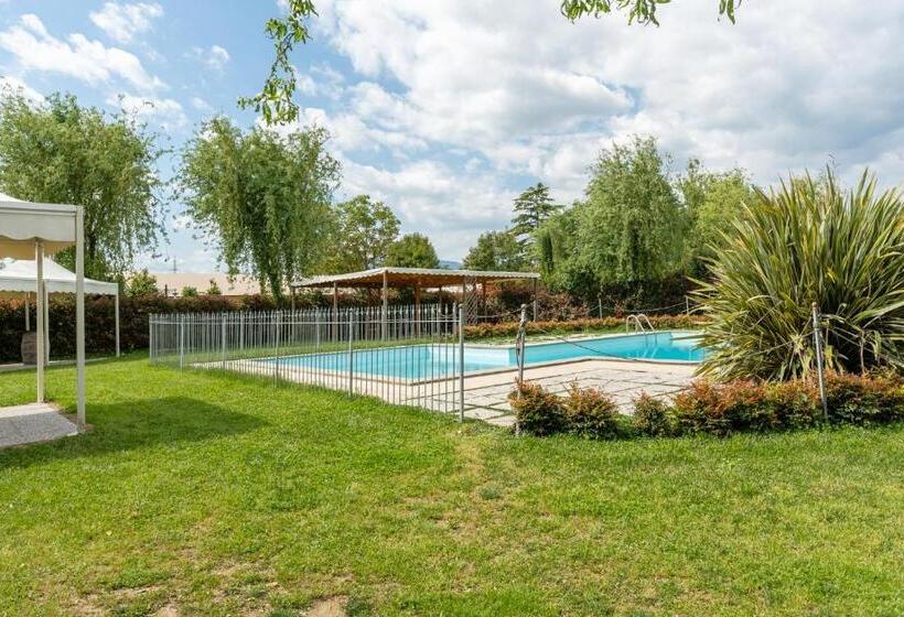 펜션 Room In Farmhouse   Apartment In Farmhouse Casolare Dei Fiori