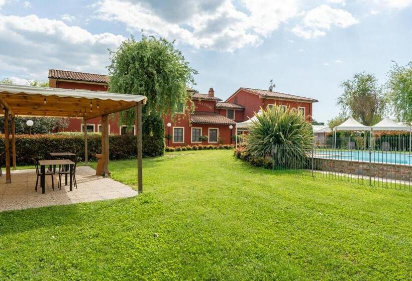 펜션 Room In Farmhouse   Apartment In Farmhouse Casolare Dei Fiori