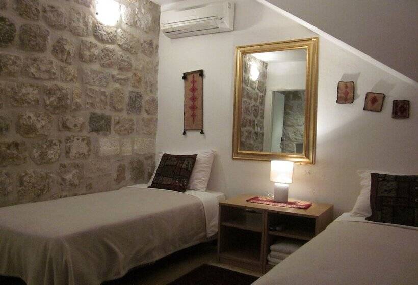 بنسيون Villa Sigurata Ii