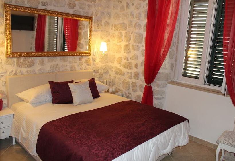 بنسيون Villa Sigurata Ii