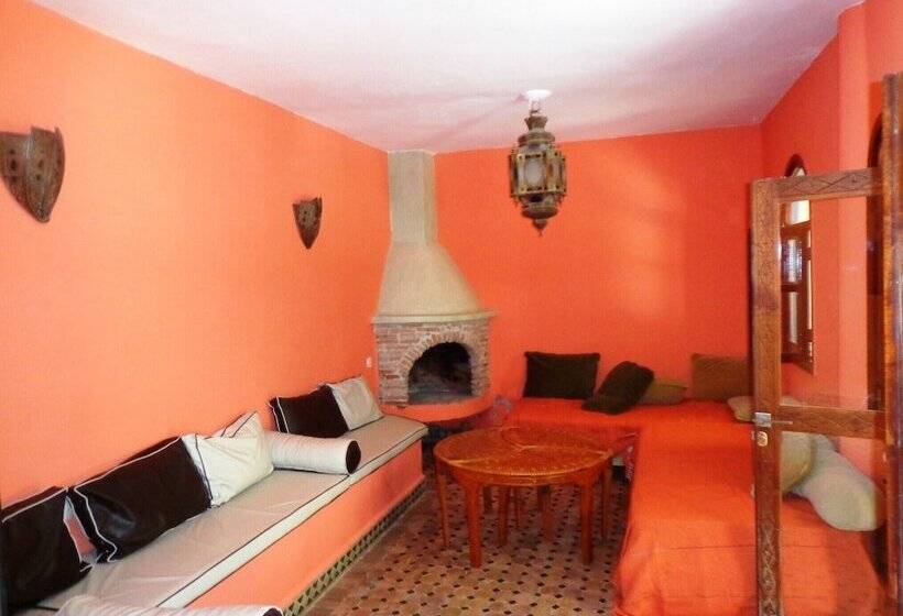 پانسیون Welcome To Grenadine