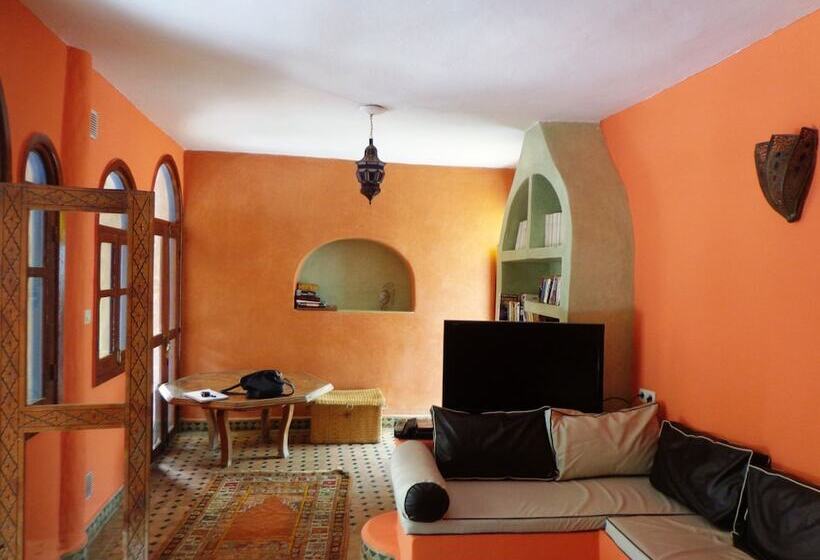 پانسیون Welcome To Grenadine