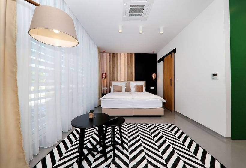 펜션 White Rooms Zadar 345