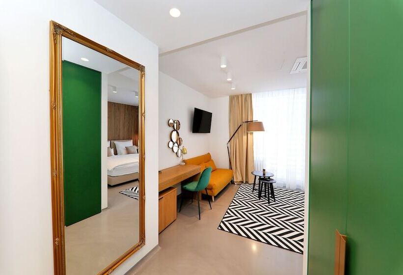 펜션 White Rooms Zadar 345