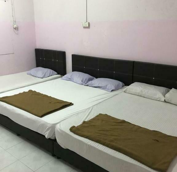 פנסיון Yb House