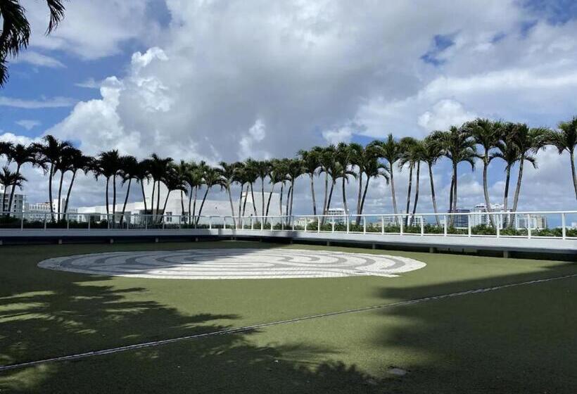 W Fort Lauderdale