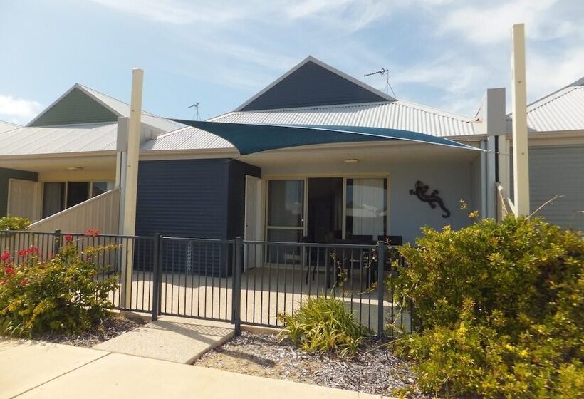 Seafront Unit 49
