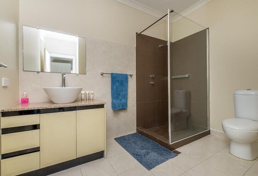 Seafront Unit 49
