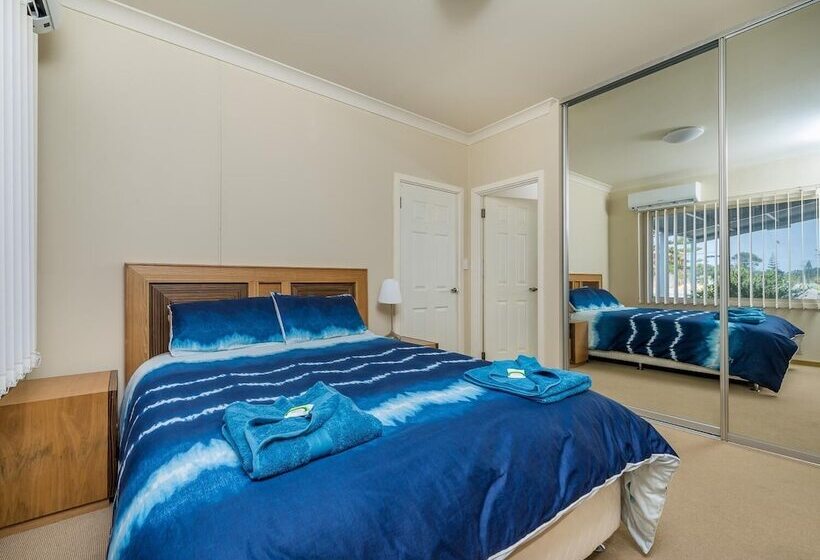 Seafront Unit 49