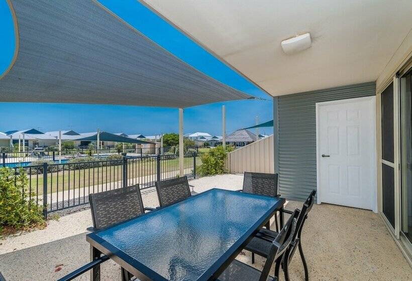 Seafront Unit 50