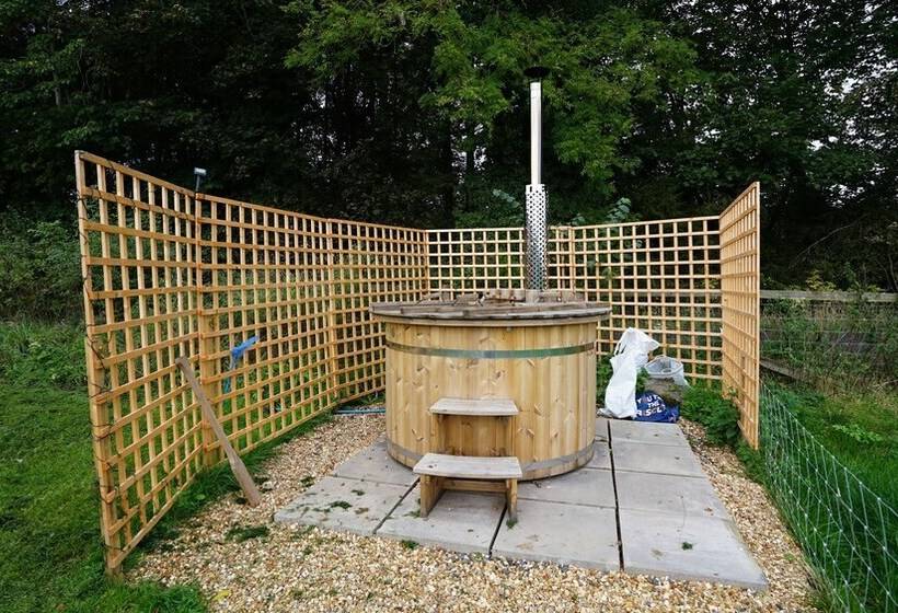 Shepherd S Hut @ Westcote