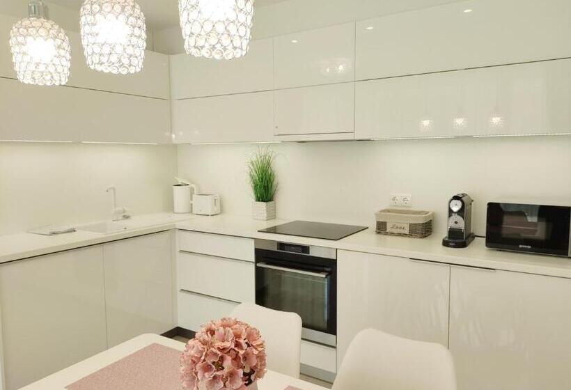 Spa Residence Carbona Emdona Luxury Apartment