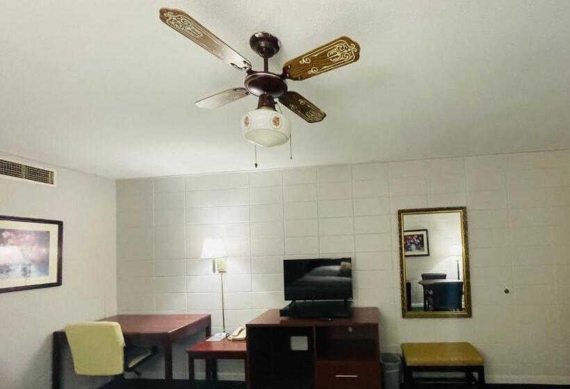 The Madison Inn Motel