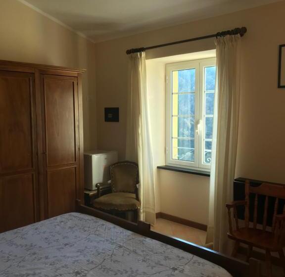 Affittacamere Cerisola 2003